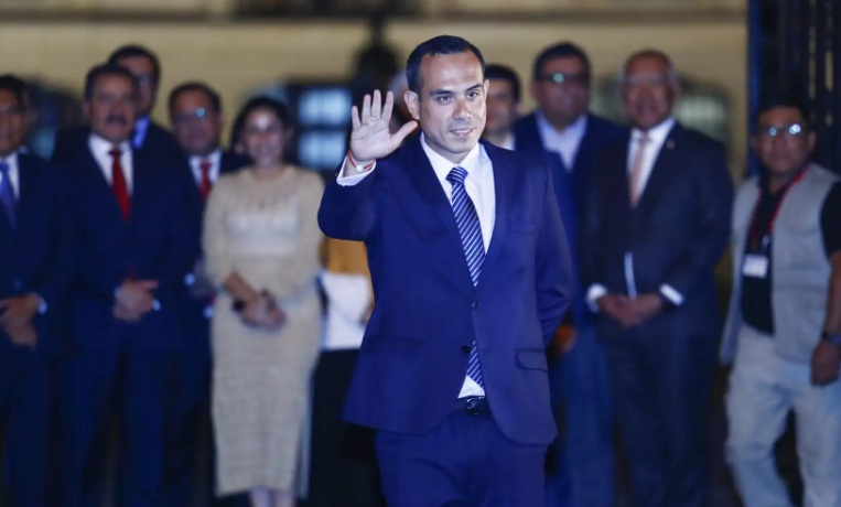 José Jerí afirma que desde el Congreso "seguirá trabajando por el Perú"