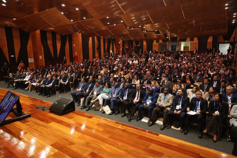 Más de 30 contralorías del mundo asumen fortalecer el control gubernamental y enfrentar la corrupción transnacional