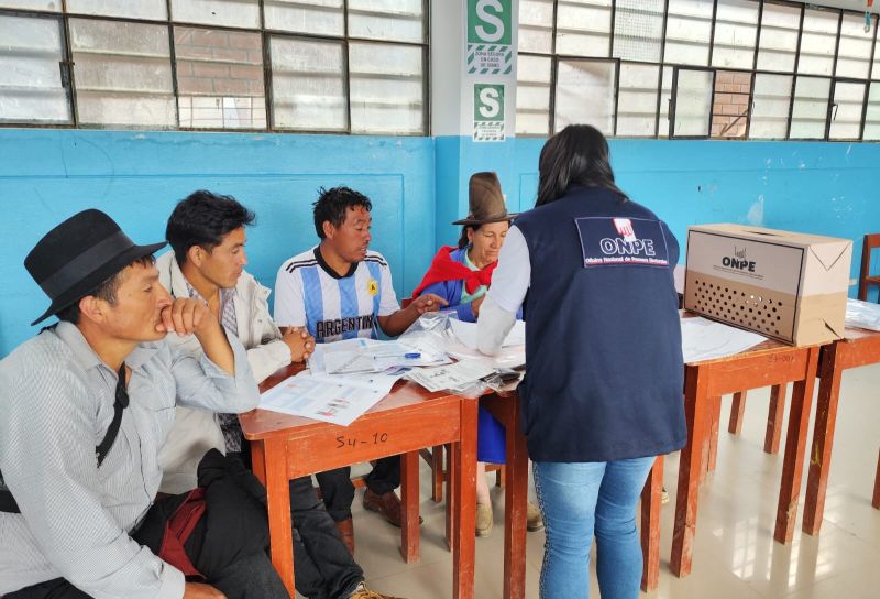 Más de 120 000 miembros de mesa fueron capacitados en todo el país