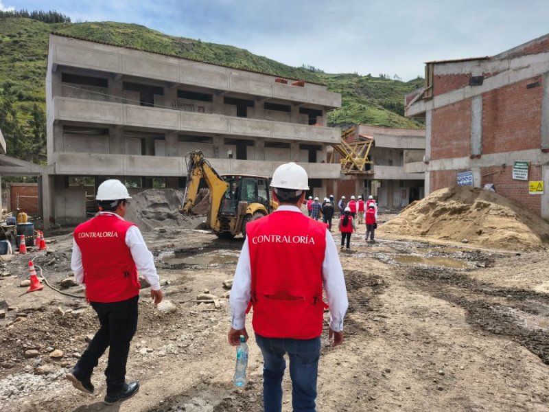 Contraloría supervisa obras por más de S/ 66 millones en San Marcos y Huari