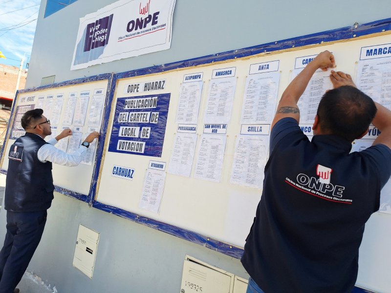 ODPE Huaraz publica carteles con locales de votación y mesas de sufragio