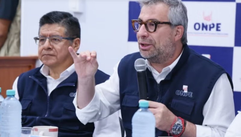 Poder Judicial dictó impedimento de salida del país por 18 meses contra Piero Corvetto y otros investigados