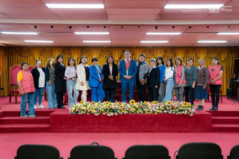 Huaraz: impulsan formación de futuras orientadoras judiciales con capacitación en sistema de justicia peruano