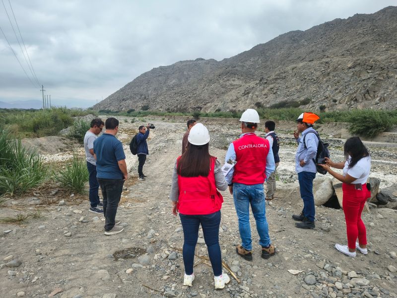 Contraloría supervisará 2016 intervenciones de descolmatación y obras en ríos y quebradas para afrontar al Fenómeno El Niño