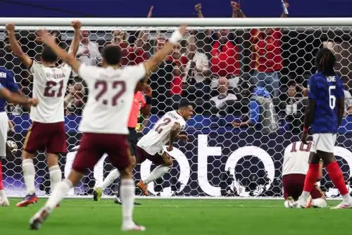 España apagó a Francia y jugará la gran final del Mundial este domingo