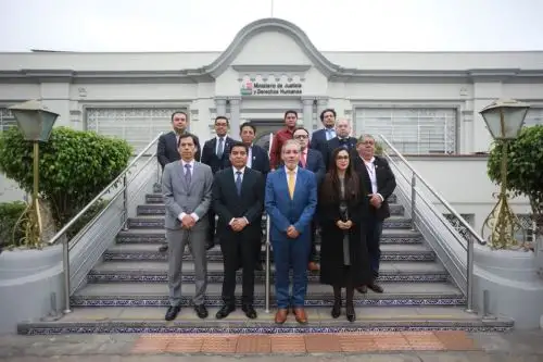 Secretario general del Minjusdh dirige instalación del equipo de transferencia
