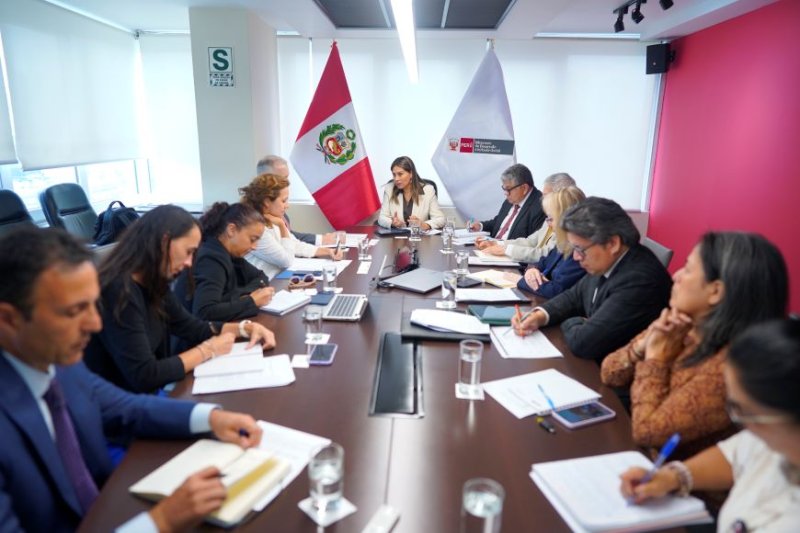 Alianza BID - Midis impulsará estrategias para fortalecer programas sociales orientados a superar la pobreza