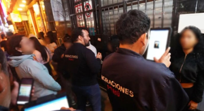 Migraciones emitió más de 2,800 órdenes de expulsión durante el 2026