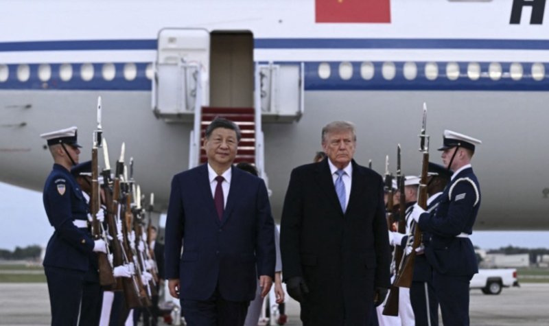 El presidente chino Xi Jinping llegó a EE. UU. para una cumbre con Donald Trump