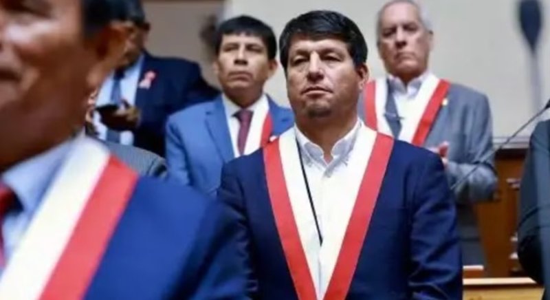 Comisión de Ética de Diputados aprueba informe que recomienda suspender 120 días a Julián Pérez Mallqui