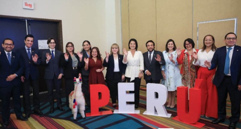 Presidenta Fujimori promoverá oportunidades de inversión y comercio con El Salvador
