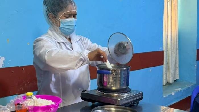 Programa de Alimentación Escolar verifica calidad del arroz fortificado que reciben 831 escolares de Huaraz