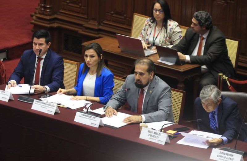 Contraloría ejecutará más de 30 mil servicios de control en 2027 y requiere más recursos para restituir su capacidad operativa