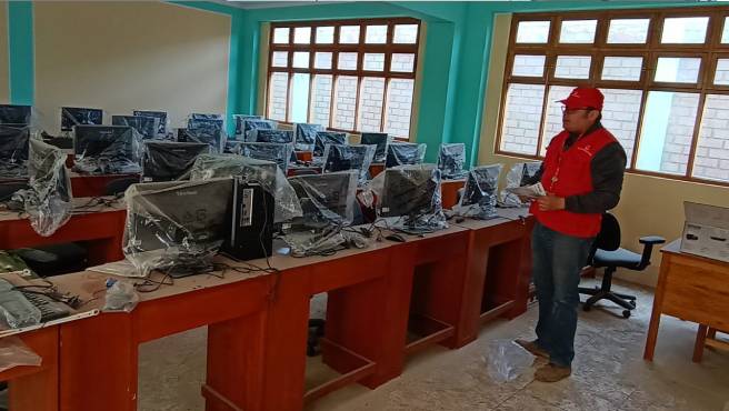 Colegio que costó más de S/ 4.6 millones permanece inoperativo en Yanac - Corongo