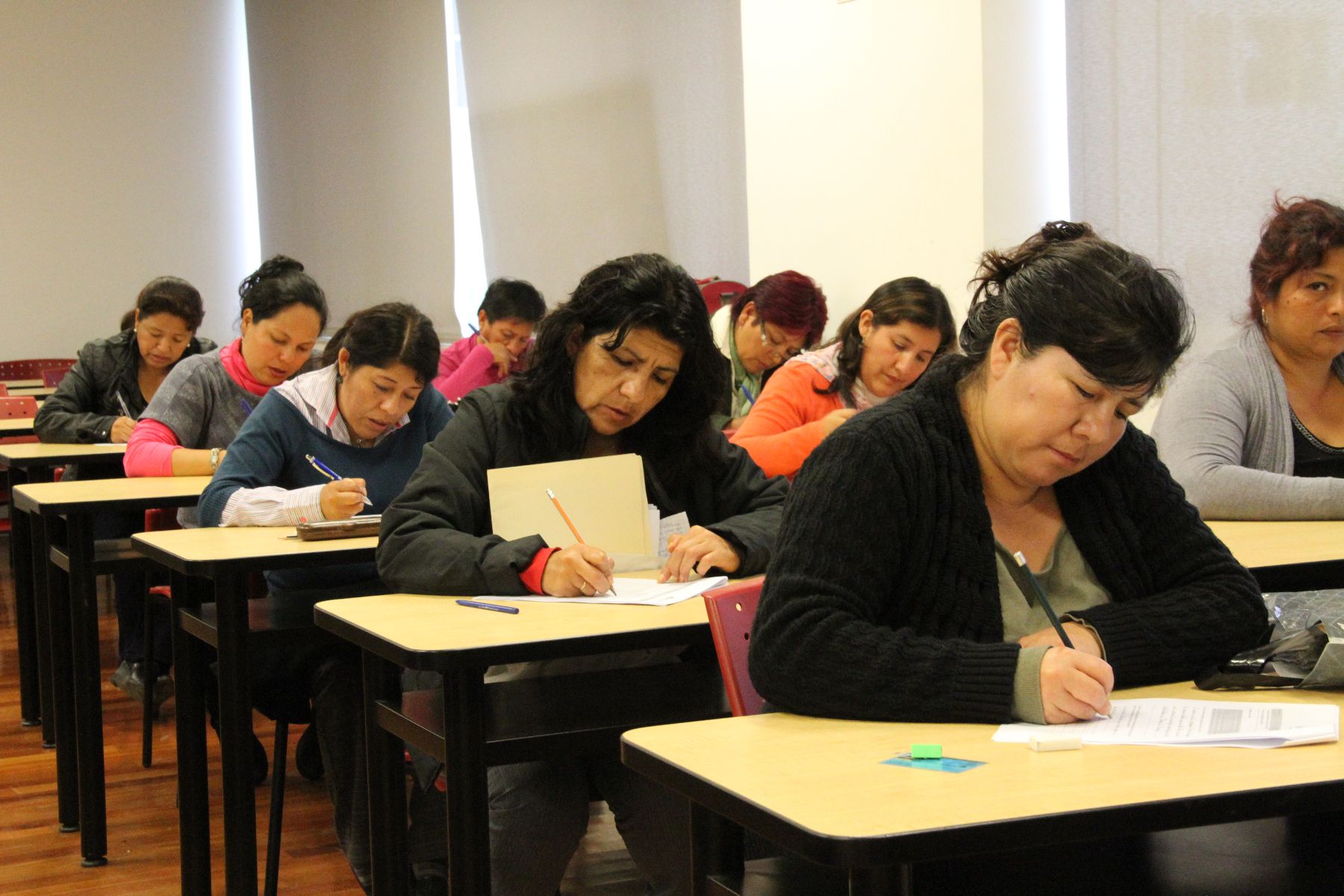 Docentes rendirán evaluación este domingo 24 de abril