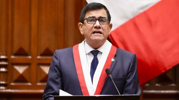 Presidente del Congreso amplía la legislatura hasta el 17 de febrero