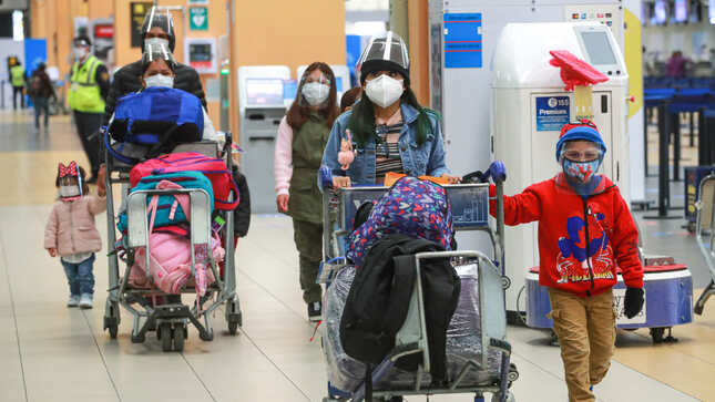 MTC extiende suspensión de vuelos procedentes de India, Brasil y Sudáfrica