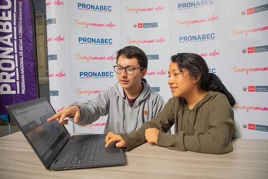 Beneficiarios del Pronabec son capacitados para potenciar sus perfiles profesionales
