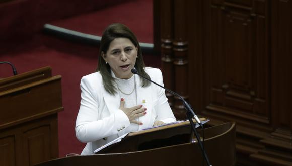 Congresistas piden renuncia de Rosa Gutiérrez en EsSalud: “Ahorre al país una nueva crisis política”