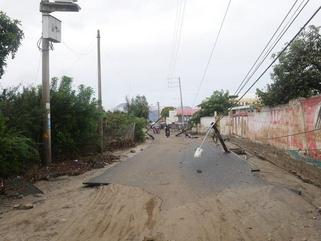  Áncash: desolación en Moro por huayco que enterró viviendas y dejó sin agua y luz a la población