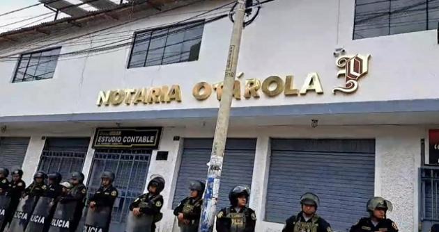 Áncash: atacan notaría de hermano del primer ministro Otárola durante protestas en Huaraz