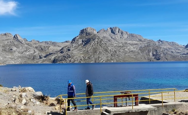 ¿Cuál es la diferencia entre estrés hídrico y déficit hídrico?