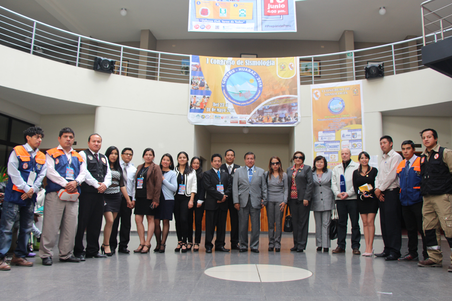 Con diferentes ponentes culminó el I congreso de Sismología en Huaraz