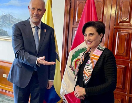 Canciller González Olaechea sostuvo reunión con su par ecuatoriana, Gabriela Sommerfeld