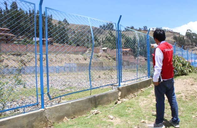 Detectan más de S/ 400 mil de perjuicio en obra de estadio que permanece inconclusa y abandonada