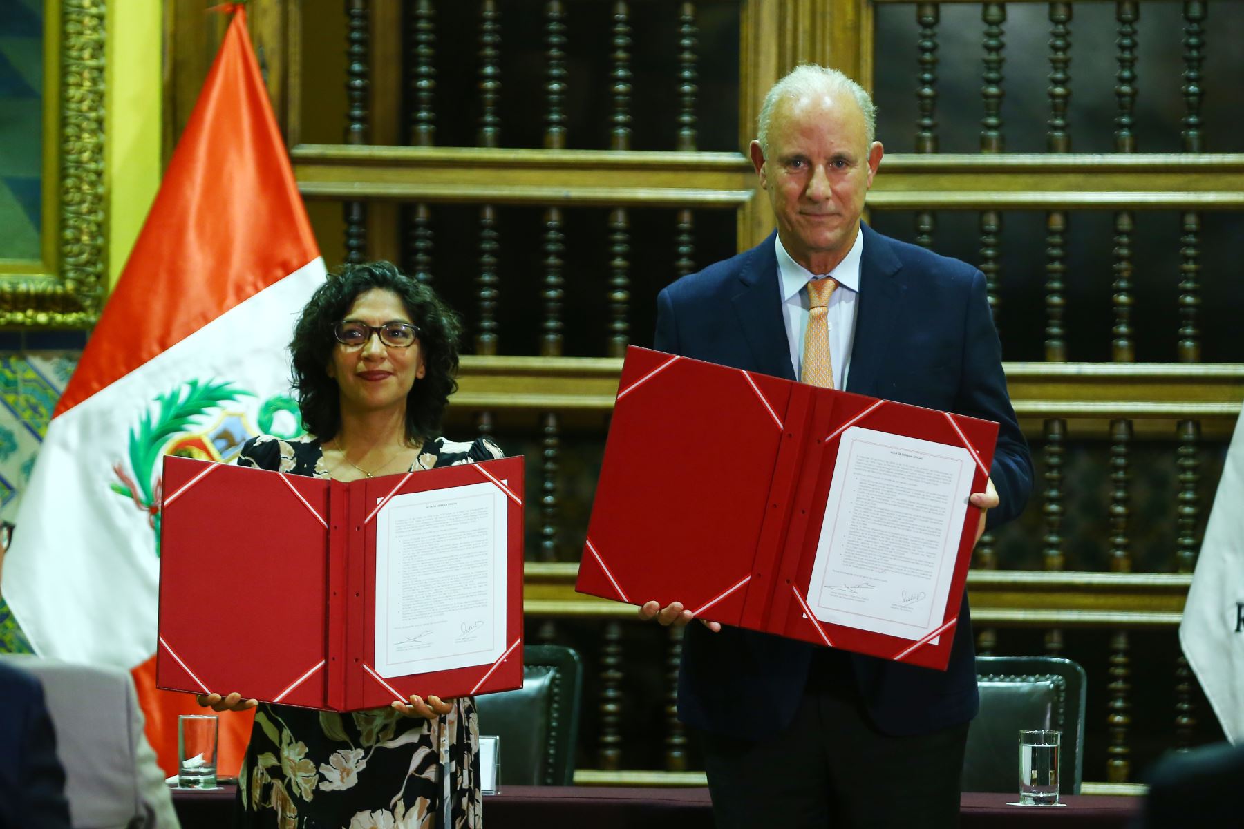 Cancillería entregó al Ministerio de Cultura 4,600 bienes culturales repatriados 