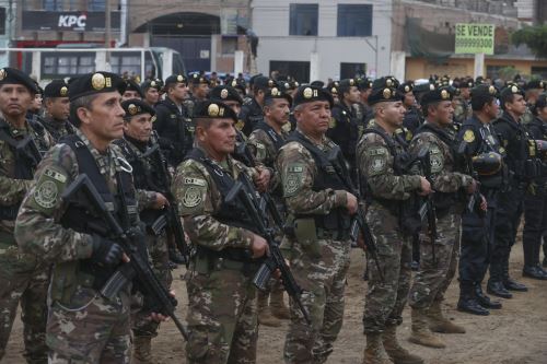 Fuerzas Armadas cumplirán una función de apoyo a la PNP