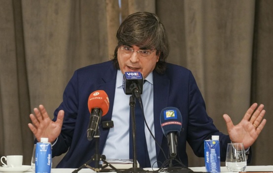 Bayly presenta su novela "Los genios" sobre la "amistad muerta" entre Vargas Llosa y Gabo