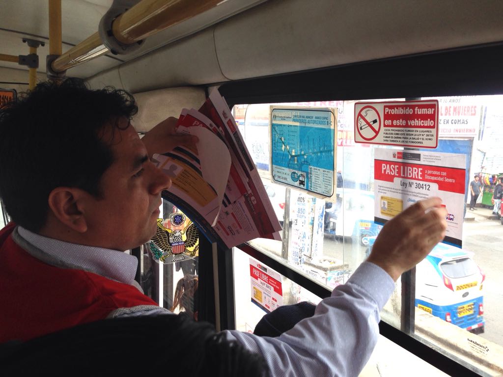 Empresas de transporte que no respeten pase libre a personas con discapacidad severa serán multadas con S/ 990