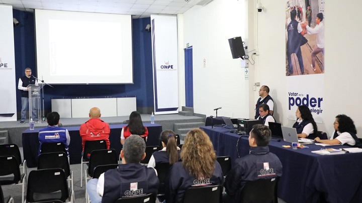 Onpe desarrolló simulacro oficial del Sistema de Cómputo Electoral
