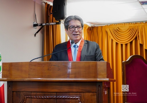 Titular de la Corte de Áncash logra donación de terreno del municipio de Carhuaz para la construcción de local judicial