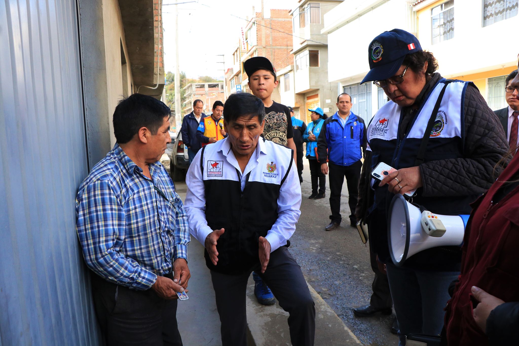 Huaraz: Coprosec realiza sensibilización para ordenar las vías públicas