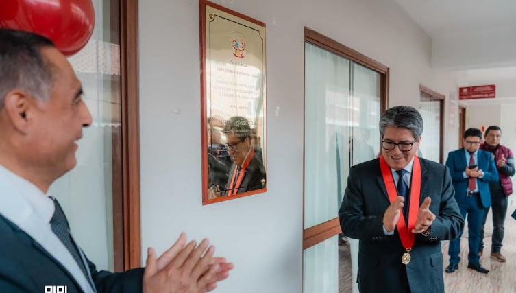Titular de la Corte de Áncash inaugura Sala de Audiencias de Juzgados de Familia de Huaraz