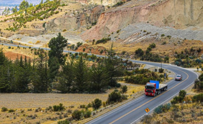 Sigue estas recomendaciones para viajar seguro e informado en el feriado por Semana Santa