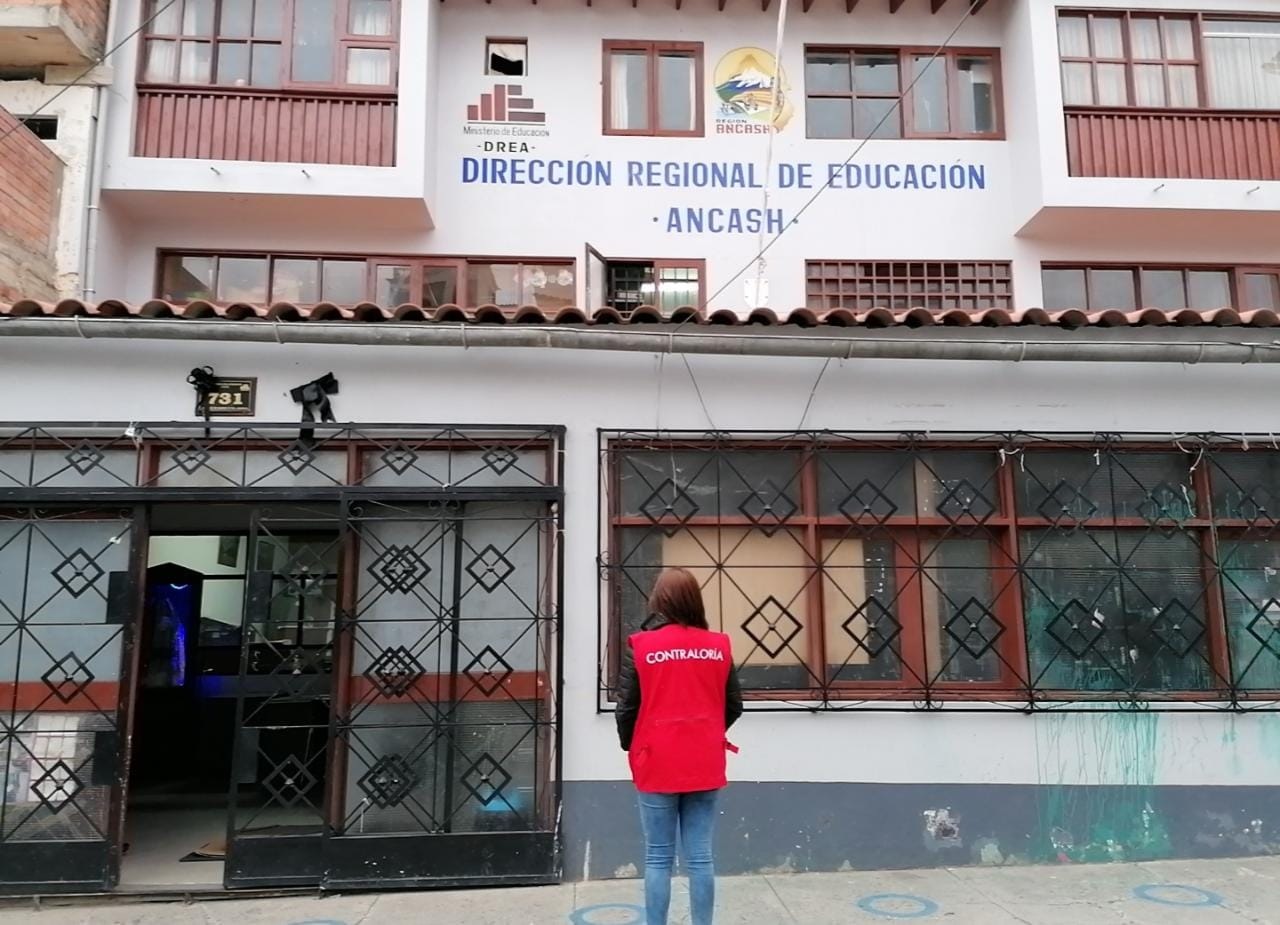 Áncash: más de S/ 28 mil de perjuicio económico en la DREA por irregularidades en saneamiento de 17 colegios