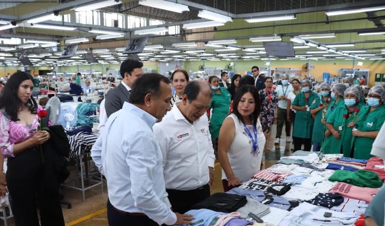 Inician programa de capacitación laboral dual gracias al Programa Jóvenes Productivos del MTPE