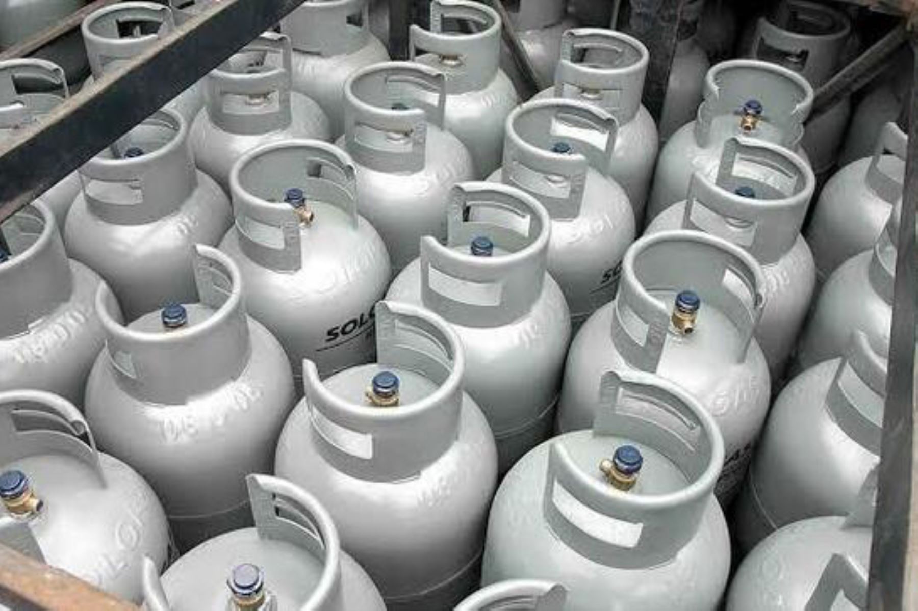 Ministro de Energía y Minas asegura que GLP para hogares no subirá de precio