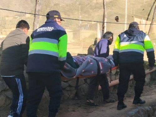 Áncash: padre e hijo pierden la vida tras caída de ómnibus a profundo abismo