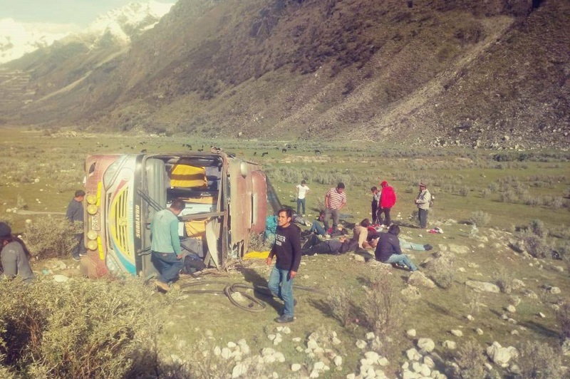 Áncash: Indecopi sancionó a empresa “Renzo Tours” por accidente de tránsito que dejó un muerto y 19 heridos