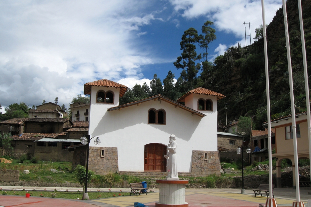 Condenan a exalcalde de Acochaca por causar lesiones culposas a menor de edad