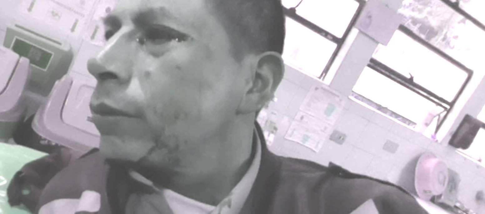 Comerciantes agreden a policía municipal tras desalojo en La Parada