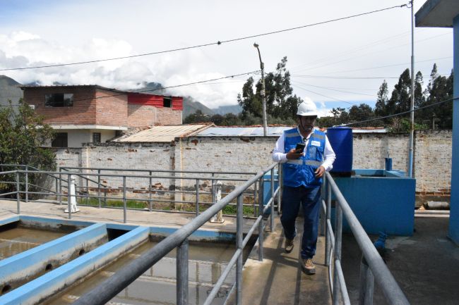Huaraz: Sunass verifica desinfección del agua potable para fortalecer protección de salud pública