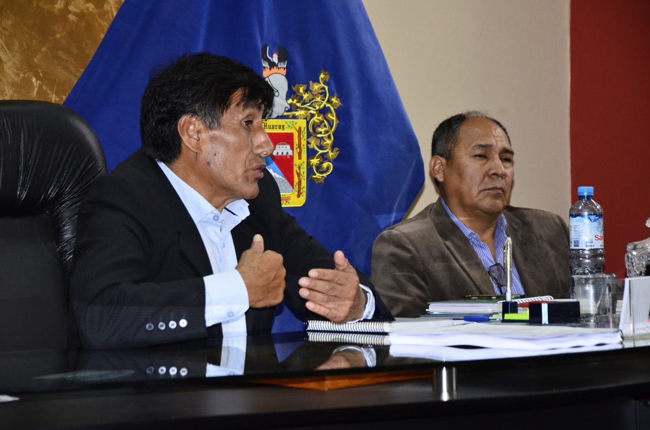 Alcalde de Huaraz y representantes de Adecoferia evalúan construcción de centro comercial