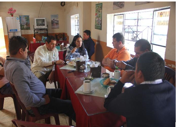 Alcaldes de Cajacay y Antonio Raimondi se reúnen con funcionarios de Antamina y Cisal