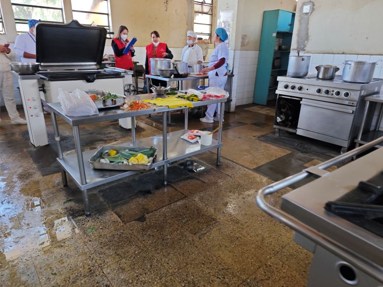 Contraloría identifica hacinamiento, equipos viejos y falta de personal médico en hospital Víctor Ramos Guardia de Huaraz 