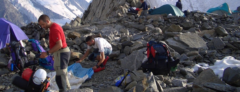 Con expositores reconocidos se desarrolla curso de alta montaña en quebrada de Llaca